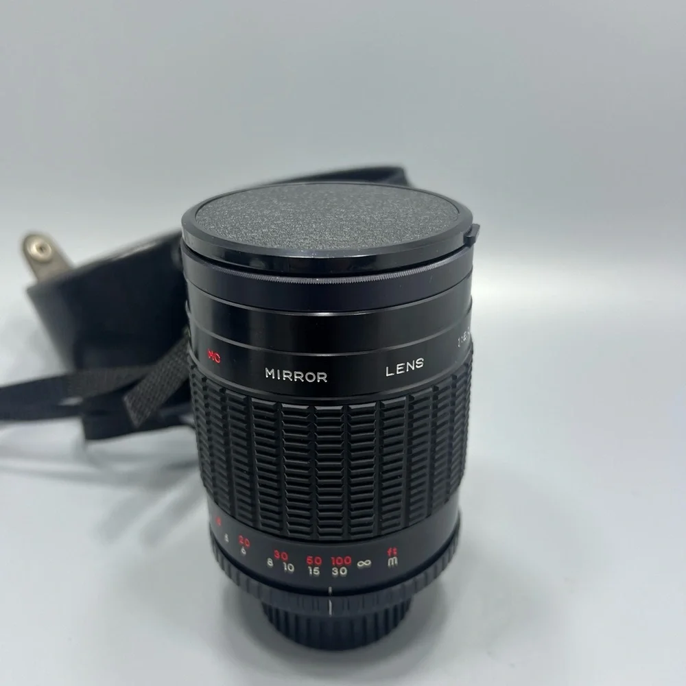 Quantaray 500 mm F:8 Macro Zoom Mirror Lens No. 753888 w/ Caps